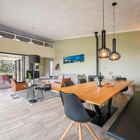 Villa 70 - Timber & Tide | Surrounded By Nature On The Waterfront *